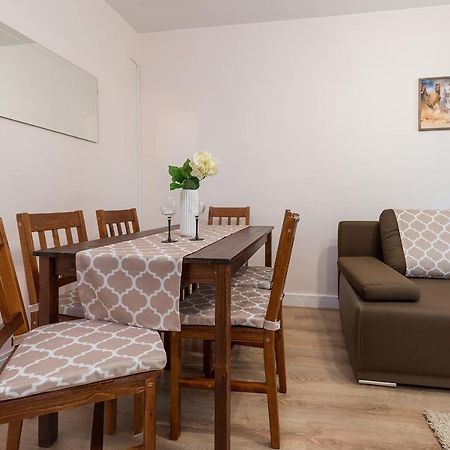 3 Bedroom Apartment Kasprzaka - P&O Serviced Apartments Варшава Экстерьер фото