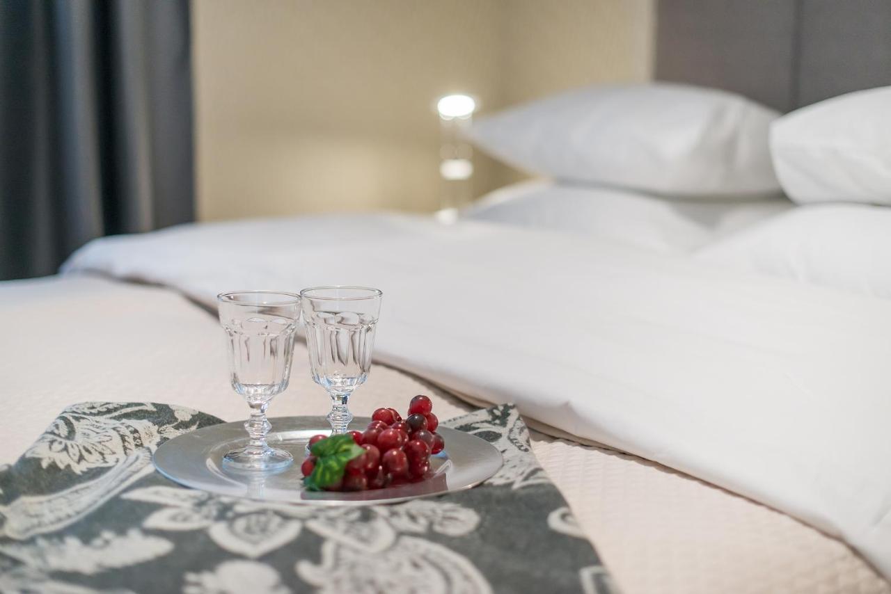 3 Bedroom Apartment Kasprzaka - P&O Serviced Apartments Варшава Экстерьер фото